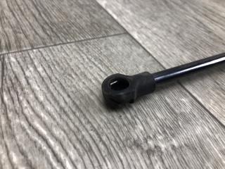 Амортизатор крышки багажника левый PRIUS - 30 09-17 2013 ZVW30 1.8 2ZRFXE