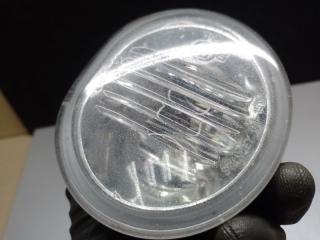 Противотуманная фара левая TOYOTA MATRIX 02-08 ZZE132 1.8L 1ZZ-FE