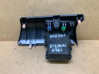 Накладка торпедо левая KIZASHI 09-14 2011 J24B