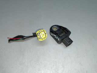 Датчик удара передний правый TOYOTA MATRIX 02-08 2002