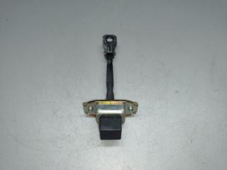 Ограничитель двери задний правый OUTLANDER XL 05-13 2006 3.0 6B31