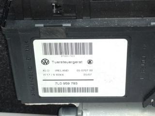 Моторчик стеклоподъемника передний правый VOLKSWAGEN TOUAREG 02-10 BHK 3.6