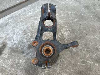 Кулак поворотный левый FORD TRANSIT CONNECT 13-24 2.0 C20HDEX
