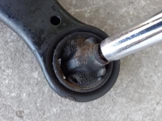 Рычаг передней подвески нижний передний левый TOYOTA CAMRY 40 06-11 3.5 2GR-FE