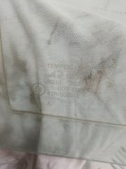 Стекло двери заднее правое HONDA ACCORD CB 89-93