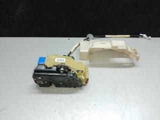 Замок двери передний левый TOUAREG 02-10 2007 BHK 3.6