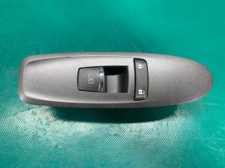 Кнопка стеклоподъемника передняя правая INFINITI Q50 20- 2021