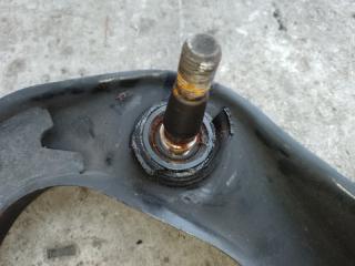 Рычаг передней подвески верхний левый NISSAN PATHFINDER R51 04-14 R51 4.0 VQ40DE