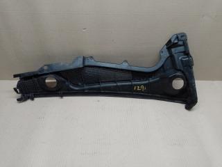 Пластик под лобовое стекло / Жабо левый M35/M45 04-10 2008 3.5 VQ35HR