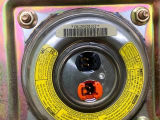 Подушка безопасности в руль TOYOTA MATRIX 02-08 ZZE132 1.8L 1ZZ-FE