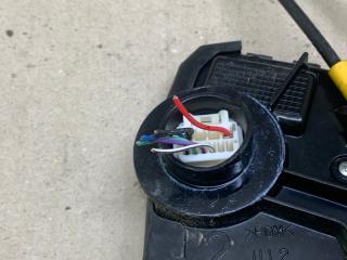 Замок двери передний левый SIENNA 11-16 2012 3.5 2GR-FE