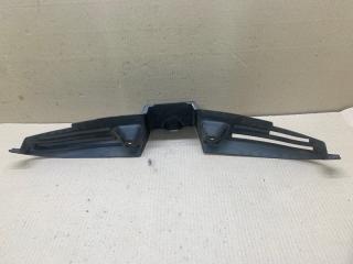 Накладка замка капота OUTLANDER XL 05-13 2009 3.0 6B31