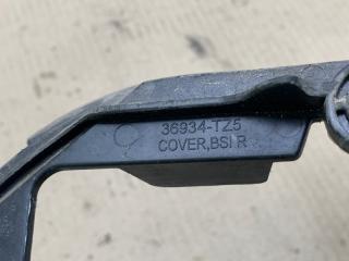 Кронштейн датчика слепых зон правый ACURA MDX (YD3) 13-21 3.5 J35Y5