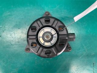 Мотор вентилятора охлаждения левый MITSUBISHI GALANT 03-12 2012