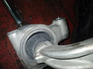 Рычаг передней подвески нижний правый INFINITI M35/M45 04-10 3.5 VQ35HR