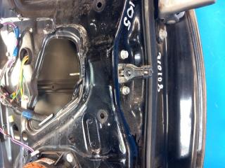 Ограничитель двери передний левый TOYOTA PRIUS - 20 03-11 2006