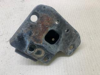 Кронштейн усилителя заднего бампера задний левый M35/M45 04-10 2008 3.5 VQ35HR