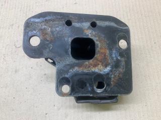 Кронштейн усилителя заднего бампера задний правый INFINITI M35/M45 04-10 3.5 VQ35HR