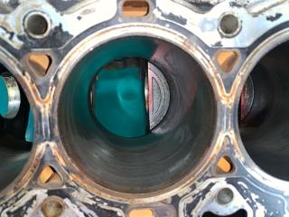 Блок двигателя TRIBUTE 00-07 2001 Внедорожник 3.0