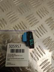 Кнопка задняя левая VOLKSWAGEN PASSAT B7 11-15