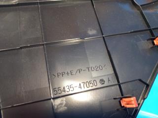 Накладка в салоне PRIUS 16- 2016 1.8 2ZRFXE
