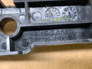 Кронштейн заднего бампера задний левый NISSAN SENTRA B17 12-21 1.8 MRA8DE