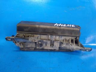 Блок предохранителей моторный отсек TOYOTA PRIUS - 20 03-11 1NZ-FXE 1.5L