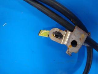 Трос стояночного тормоза PRIUS - 20 03-11 2006 1NZ-FXE 1.5L