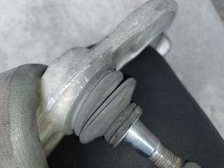 Рычаг передней подвески верхний левый GL-CLASS X164 06-12 2011 M273923 4.7L