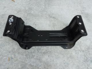 Балка под КПП MERCEDES GL-CLASS X164 06-12 M273923 4.7L