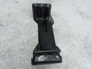 Балка под КПП GL-CLASS X164 06-12 2011 M273923 4.7L