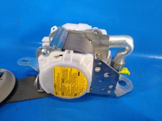 Ремень безопасности передний правый PRIUS - 30 09-17 2010 ZVW30