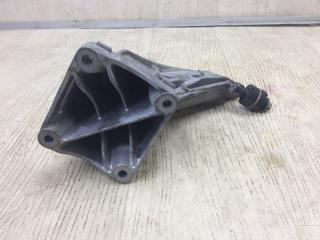 Кронштейн двигателя правый Q50 15-20 2016 SEDAN 2.0T M274