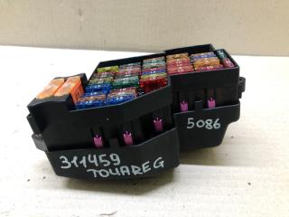 Блок предохранителей салон правый TOUAREG 02-10 2007 BHK 3.6