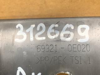 Накладка крышки багажника RX350/450 09-15 2011 3.5 2GR-FE