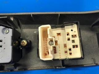 Блок управления зеркалами PRIUS - 20 03-11 2006 1NZ-FXE 1.5L