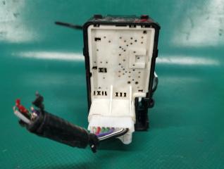 Кнопка стеклоподъемника задняя правая SIENNA 11-16 2015 Минивэн 3.5 2GR-FE