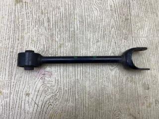 Рычаг задней подвески поперечный TOYOTA PRIUS 16- 2016