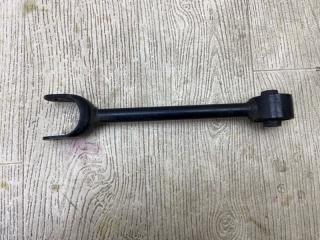 Рычаг задней подвески поперечный PRIUS 16- 2016 1.8 2ZRFXE