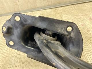 Рычаг задней подвески продольный левый TOYOTA PRIUS 16- 1.8 2ZRFXE