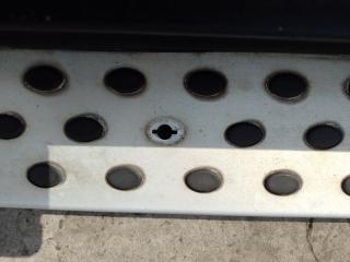 Подножка левая MERCEDES GL-CLASS X164 06-12 M273923 4.7L