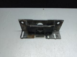 Кронштейн подножки задний правый GL-CLASS X164 06-12 2011 M273923 4.7L