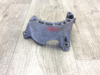 Кронштейн генератора PORSCHE CAYENNE 02-07 2006 Б/У Кронштейн генератора PORSCHE CAYENNE 02-07 2006