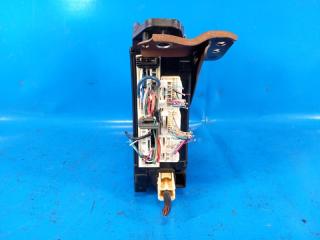 Блок предохранителей салон TOYOTA TUNDRA 07-13 4.0 1GRFE