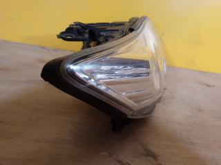 Фара правая TOYOTA RAV4 05-12