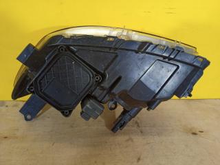 Фара правая RAV4 05-12