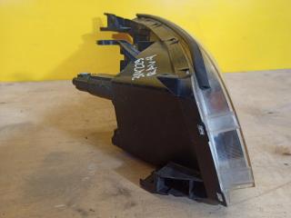 Фара левая TOYOTA RAV4 05-12