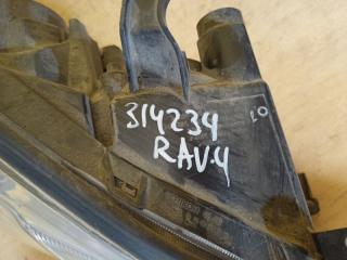 Фара правая RAV4 05-12