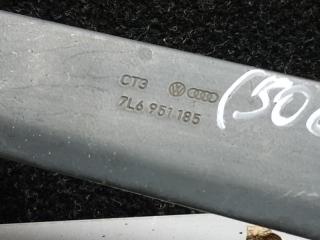 Кронштейн левый VOLKSWAGEN TOUAREG 02-10 BHK 3.6