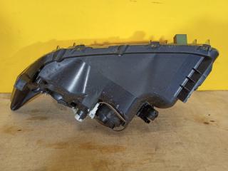 Фара правая RAV4 05-12